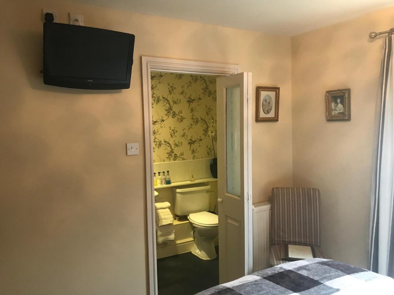 멜튼모우브레이 The Kings Arms B&B 외부 사진